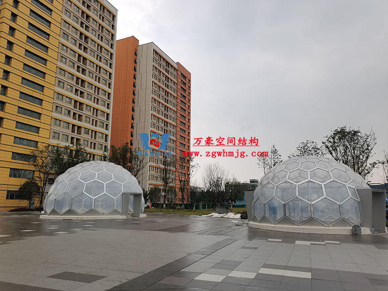 無(wú)線(xiàn)創(chuàng)智城市功能空間業(yè)態(tài)優(yōu)化五星集市etfe膜結(jié)構(gòu)