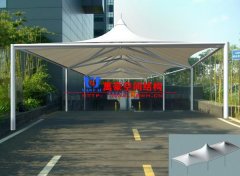 出入口張拉膜結(jié)構(gòu)是什么？有哪些特點？