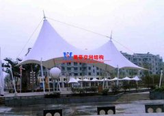 膜結(jié)構(gòu)遮陽棚工程是什么？有哪些優(yōu)勢和特點？