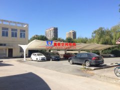 膜結(jié)構(gòu)車棚為什么要增加膜的層數(shù)？膜結(jié)構(gòu)車棚增加膜層數(shù)有什么好處？